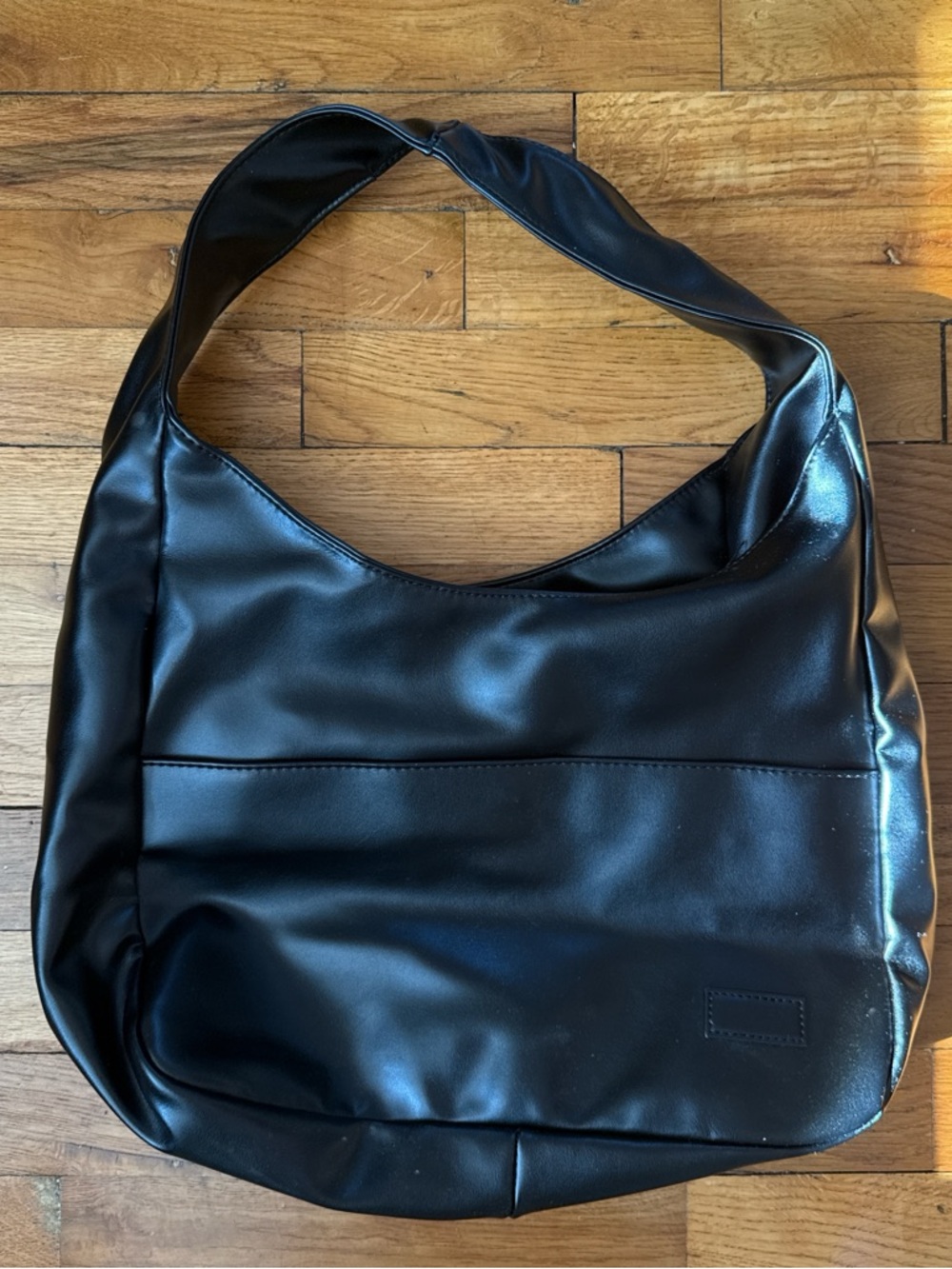 Black Shoulder Hobo Bag - Sleek Everyday Tote